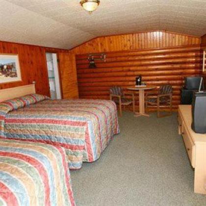 Trails End Motel Sheridan - image 5