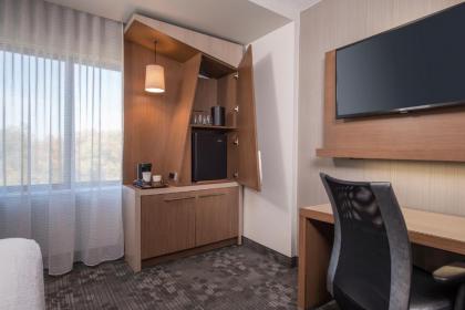 Courtyard by Marriott Shippensburg - image 15