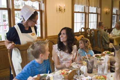 Blue Gate Garden Inn - image 11