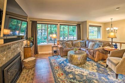 Family home with Hot tub and Central Air Conditioning Shoreline