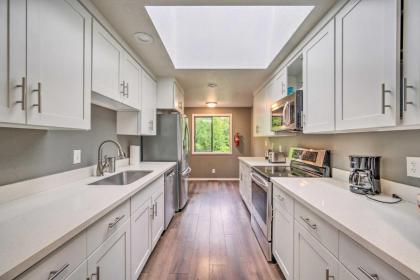 Modern Home with Deck about 14 Mi to Dtwn Seattle! - image 1