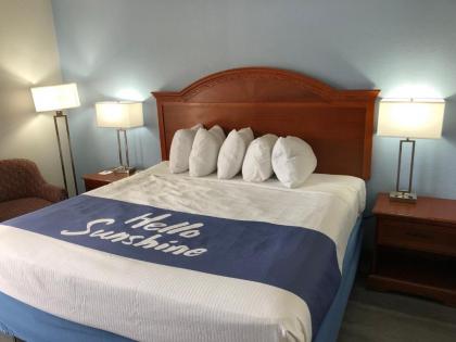 Days Inn by Wyndham Shorter - image 14