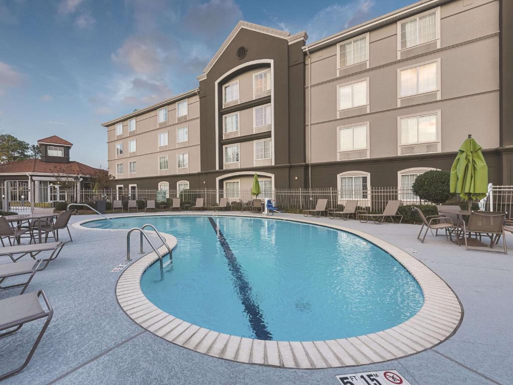 La Quinta by Wyndham Shreveport Airport - main image