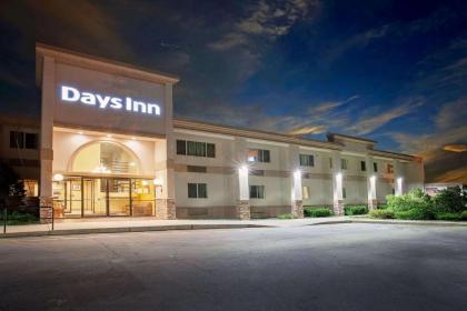 Days Inn by Wyndham Shrewsbury Worcester - image 1