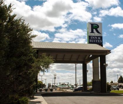 Richland Inn and Suites Montana