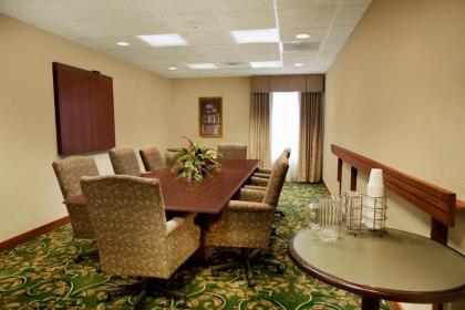Hampton Inn Sidney - image 5