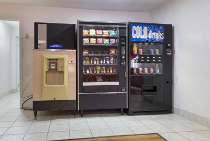 Motel 6-Sidney OH - image 12