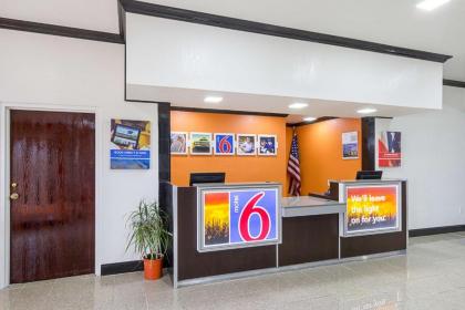 Motel 6-Sidney OH - image 3
