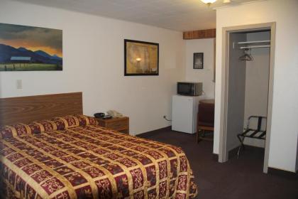 Sidney Motor Lodge - image 11