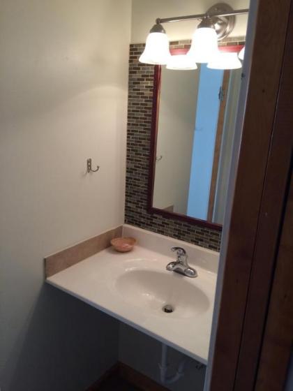 Sidney Motor Lodge - image 14
