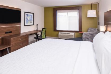 Holiday Inn Express Sierra Vista an IHG Hotel - image 10