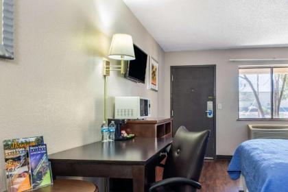 Rodeway Inn near Ft Huachuca - image 13