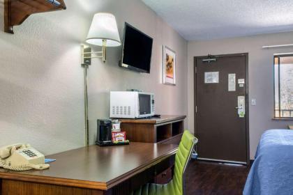 Rodeway Inn near Ft Huachuca - image 8