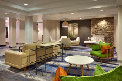 Fairfield Inn and Suites Sierra Vista - image 8