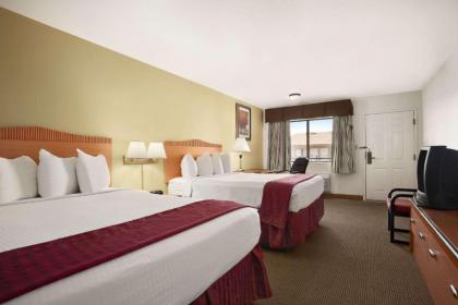 Sierra Inn - image 11