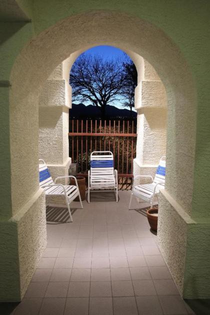 Gateway Studio Suites - image 10