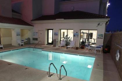 Gateway Studio Suites - image 9