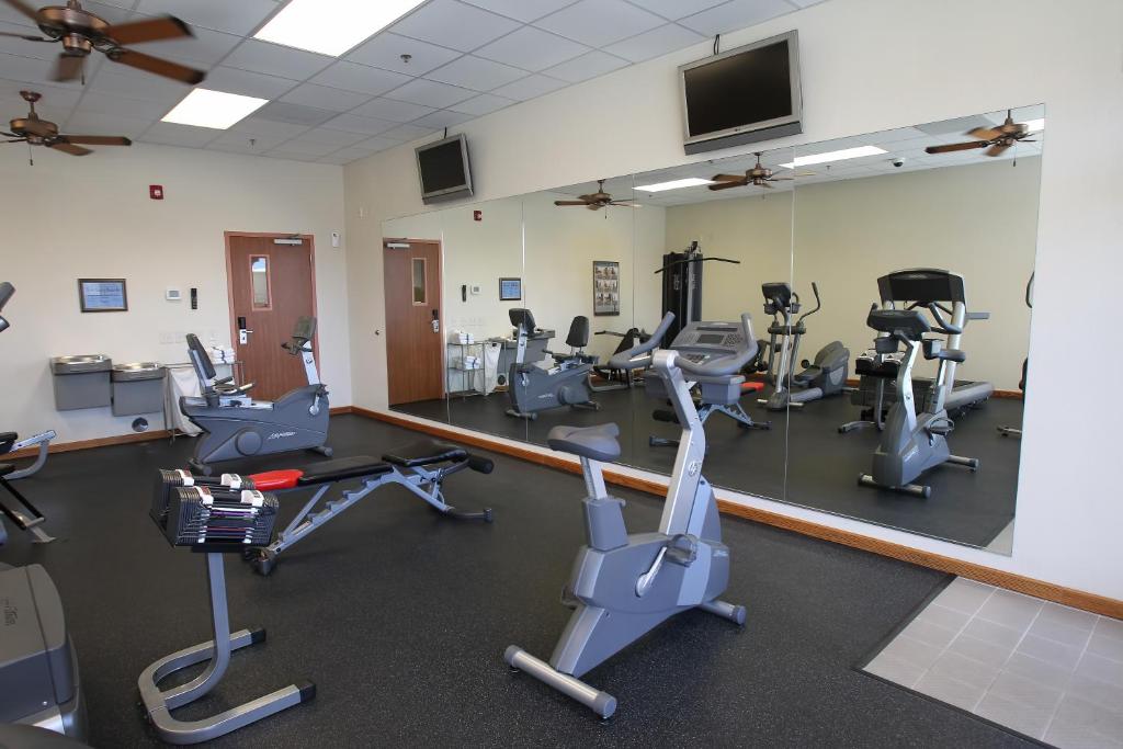 Garden Place Suites - image 7