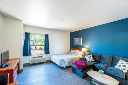 Vistas 115 - Modern Luxury amenities sleeps 4 - image 12