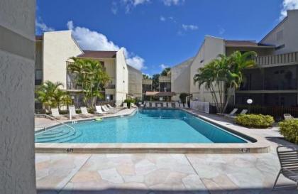 Bay Oaks   6157 #E01 Siesta Key Florida