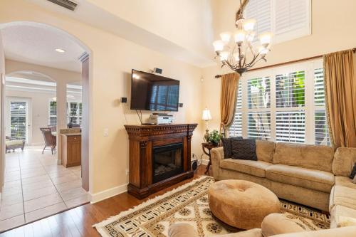 Siesta Avenida Townhome 5208 - main image