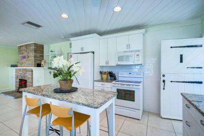 Driftwood Beach Oasis - image 17