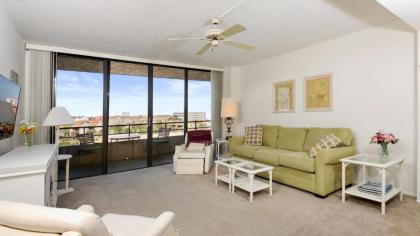 Luxury 5 Star Apartment on The Anchorage Siesta Key Apartment 1018 - image 5