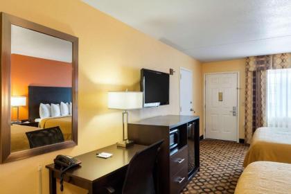 Quality Inn Siloam Springs West - image 11