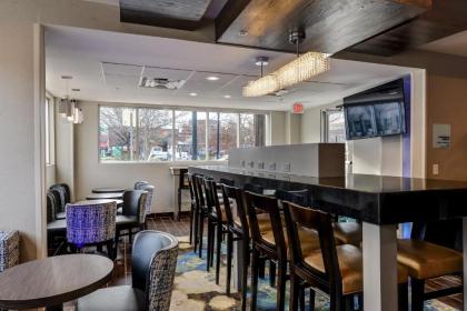 Holiday Inn Express Washington DC Silver Spring an IHG Hotel - image 11