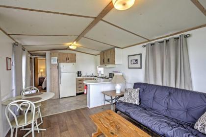 Charming Lakefront Cabin in Ocala National Forest! - image 10