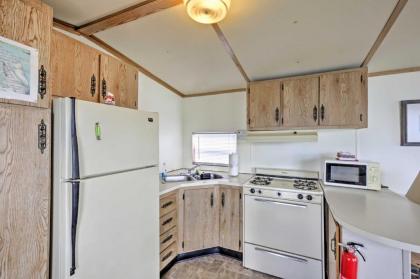 Charming Lakefront Cabin in Ocala National Forest! - image 12