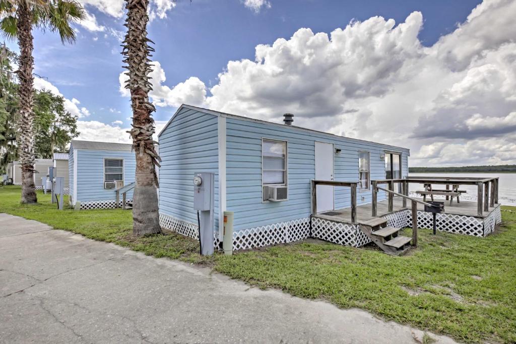 Charming Lakefront Cabin in Ocala National Forest! - image 4