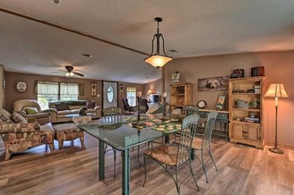 Peaceful Silver Springs Property - Pets Welcome! - image 14