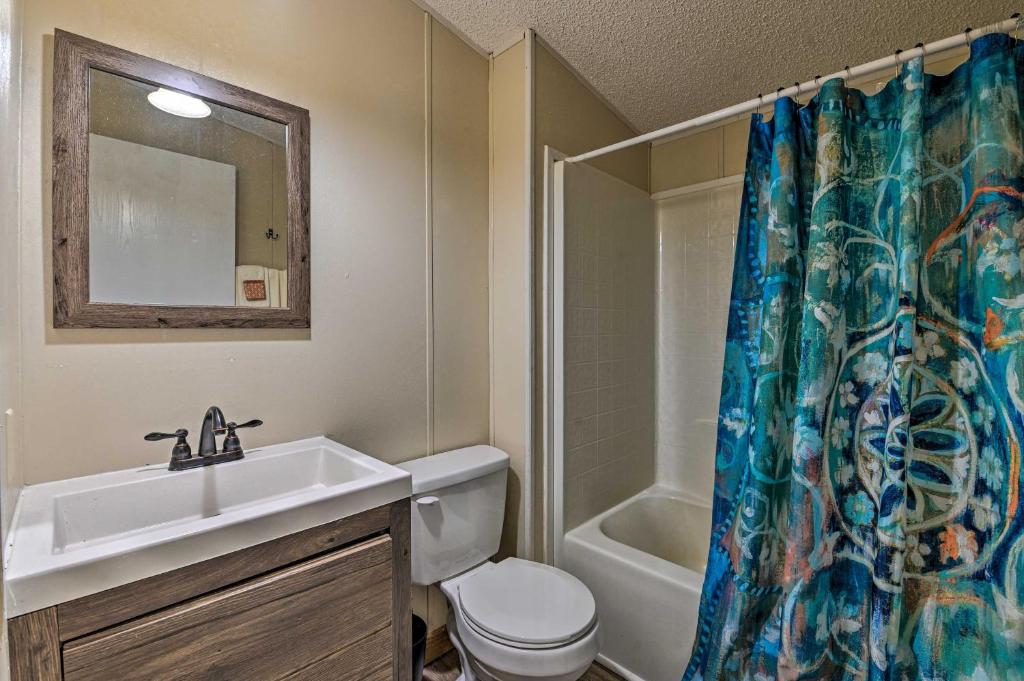Peaceful Silver Springs Property - Pets Welcome! - image 7