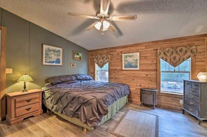 Peaceful Silver Springs Property - Pets Welcome! - image 9
