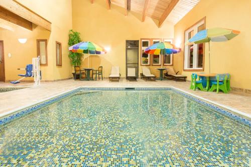 Days Inn by Wyndham Silverthorne - image 3