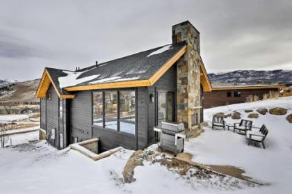 Contemporary Mountain Home - 13 Miles to Keystone! - image 3