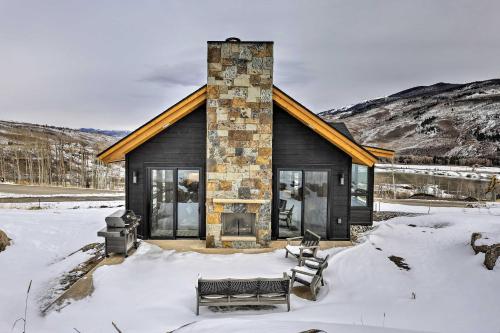 Contemporary Mountain Home - 13 Miles to Keystone! - image 4