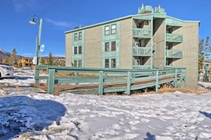 Silverthorne Condo with Pool Access   Shuttle to town