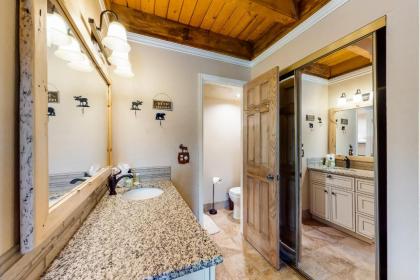 Treehouse Chateau - image 18