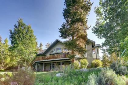 1811 Falcon Drive by Book by Owner Silverthorne
