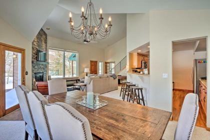 Silverthorne Home with Hot Tub Deck and Mtn View - image 7