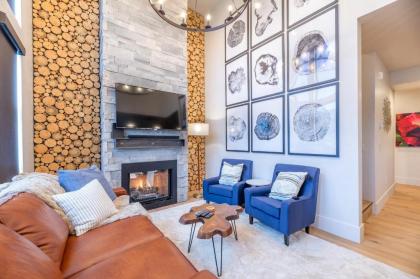 Stunning Mountain Views - 2BR Townhouse - Fireplace! - image 6