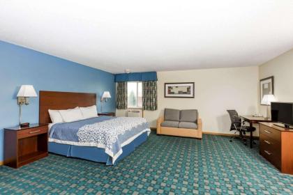 Days Inn by Wyndham Sioux City - image 10