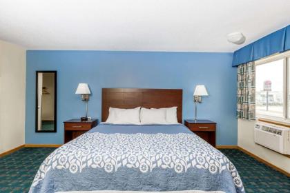 Days Inn by Wyndham Sioux City - image 2