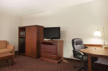 Baymont by Wyndham Sioux Falls - image 3
