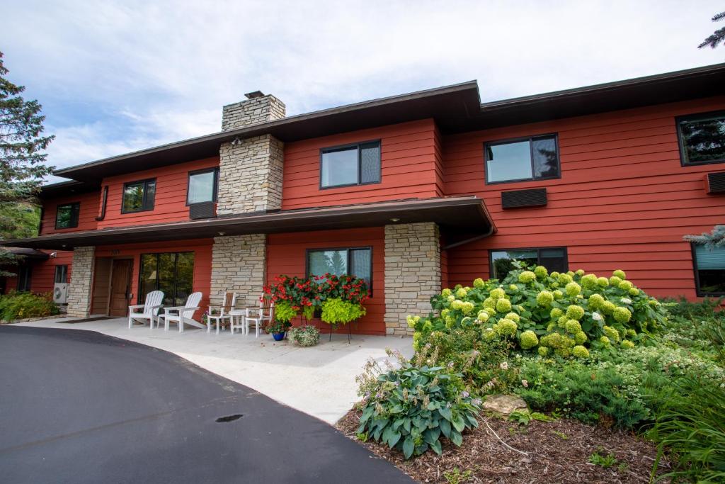 Open Hearth Lodge - main image