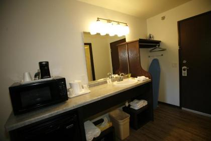 Open Hearth Lodge - image 14