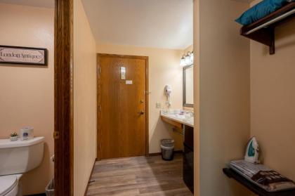 Sister Bay Inn - image 15