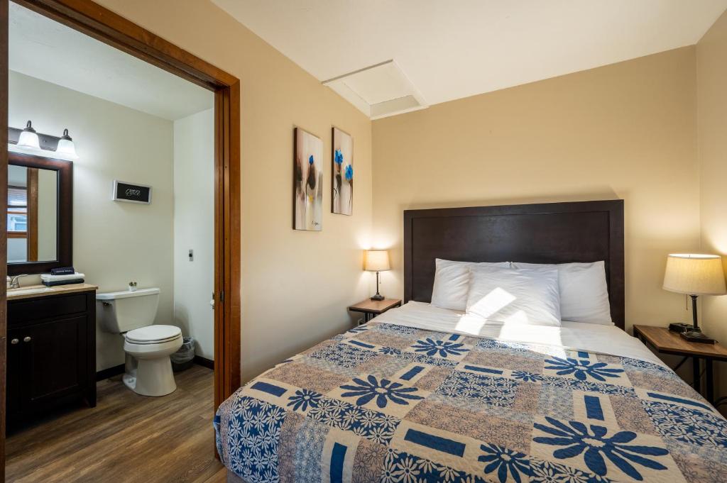 Sister Bay Inn - image 3